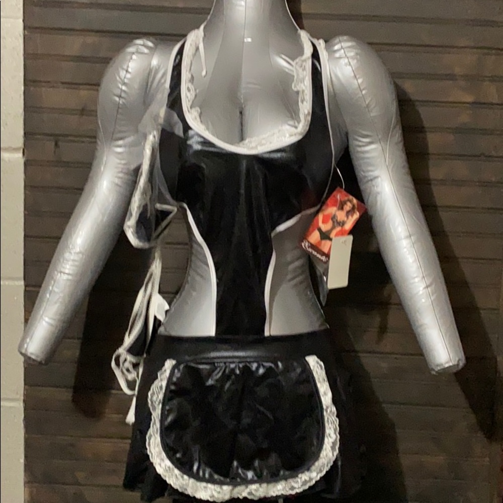 Sexy French Maid